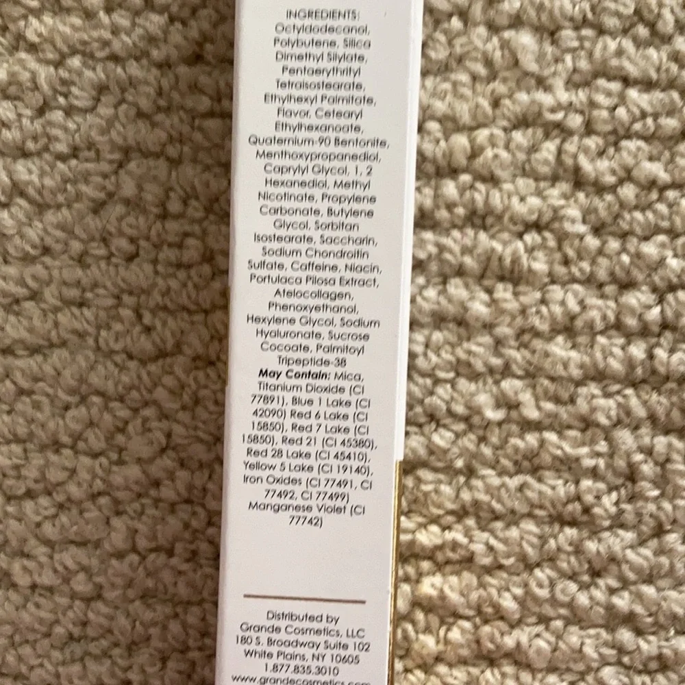 Grande Lips bundle this